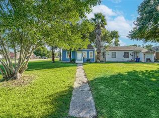 201 19th Ave N, Texas City, TX 77590