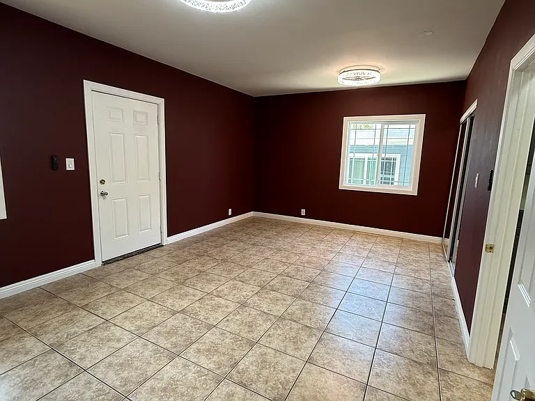 4613 Eugene St #1 — Photo 36