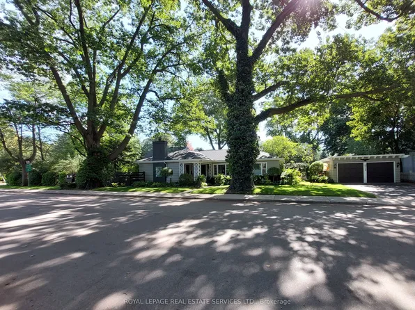 344 Maple Ave, Oakville, ON L6J 2H7