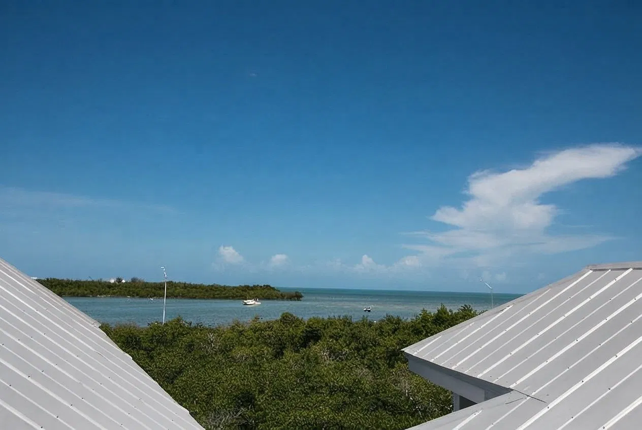 Luxury Key West Townhome | Private Elevator, Pool & Garage — Photo 2