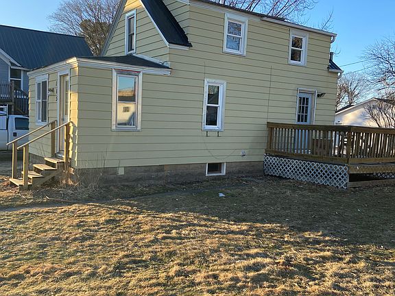 3rd image of 115 Birch St