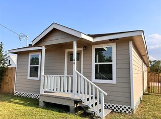 885 Green Meadow Ln, Houston, TX 77091