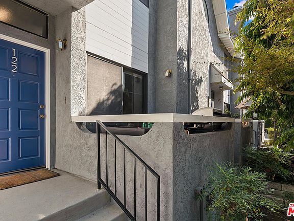 3rd image of 4220 Colfax Ave APT 122