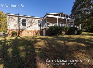 230 W Union St, Hillsborough, NC 27278