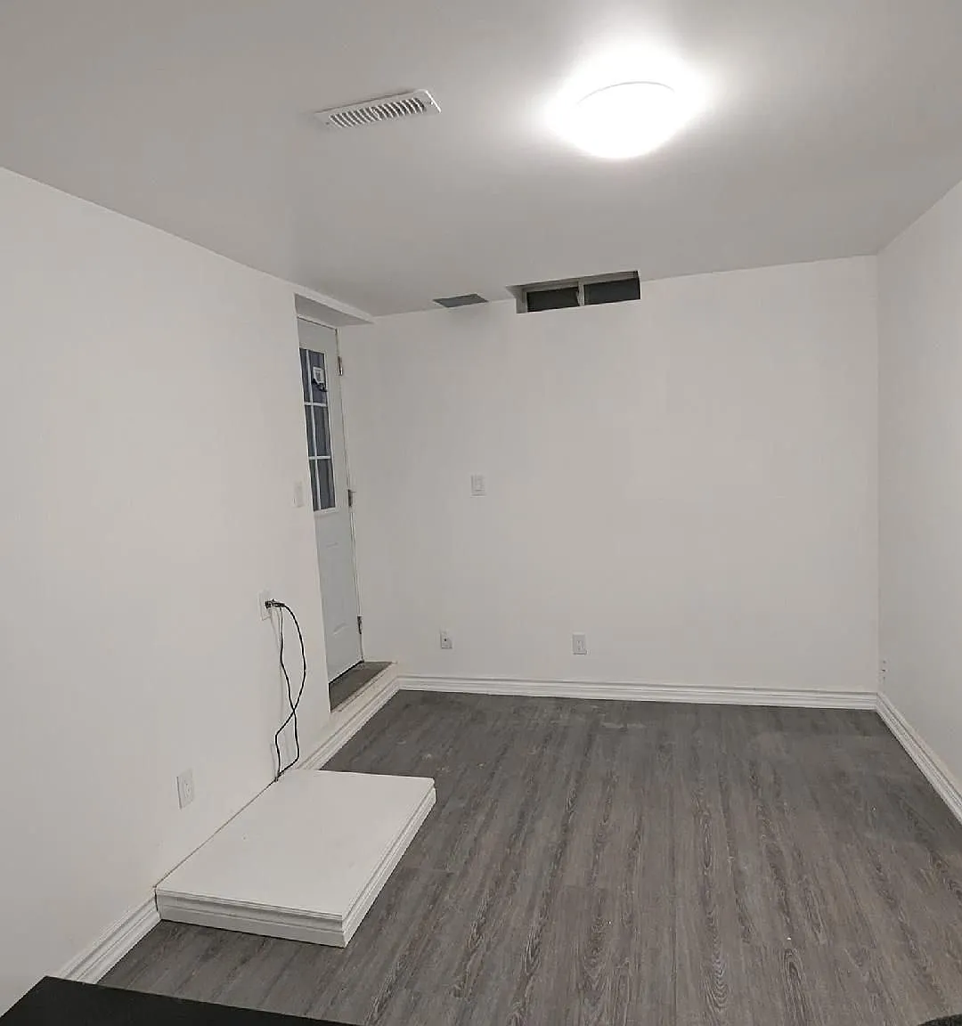 1 bed, $1,300 — Photo 2