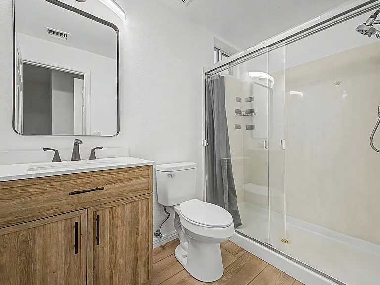 S McClelland Dr — Photo 15