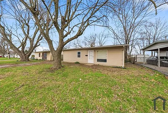 133 Saint Thomas Ln — Photo 4