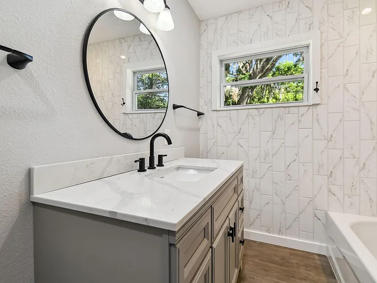 535 W Palmeden Dr — Photo 34