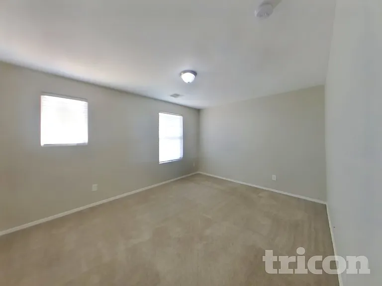938 E Kelsi Ave — Photo 13