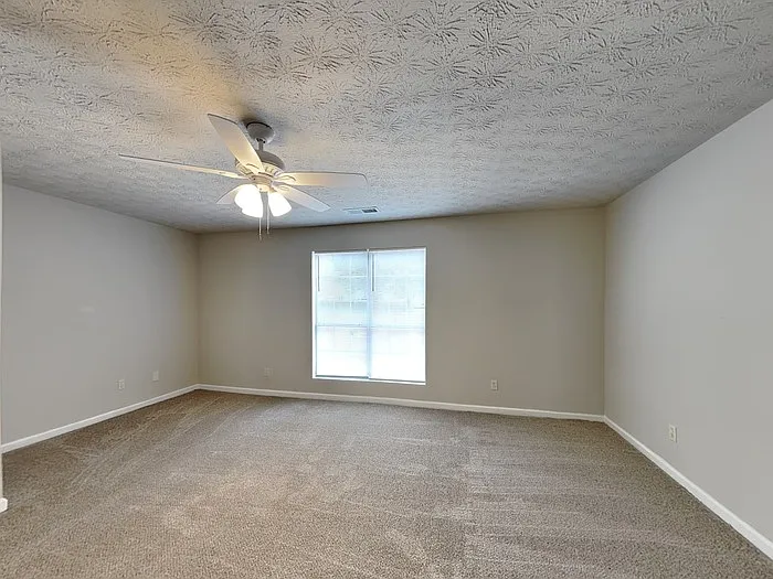 4145 Riverbank Ct — Photo 9