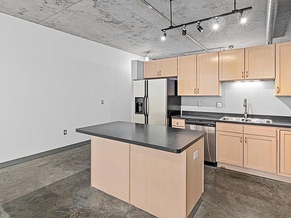 4th image of 720 N 4th St Unit 507