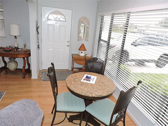4th image of 201 GENESIS POINTE DRIVE #201