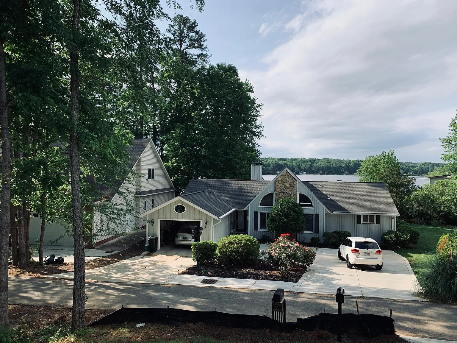 3 bed, 1500 sqft, $1,900 — Photo 2