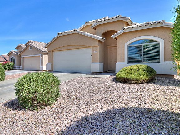 3rd image of 3765 W Yellow Peak Dr