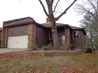 2165 E Regency Pl, Springfield, MO 65804
