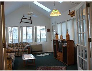 3rd image of 108 Pembrook Dr