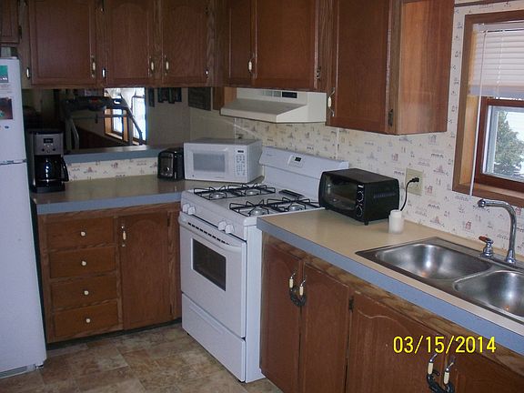 2nd image of 53 Cheryl Dr