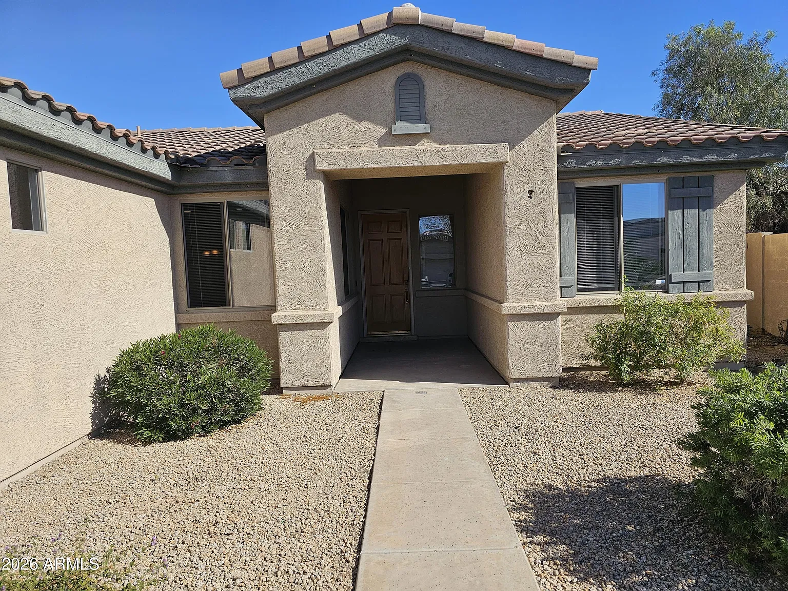 2 bed, 2.0 bath, 1579 sqft, $2,100 — Photo 1
