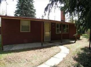 1338 Appleford St, Walled Lake, MI 48390