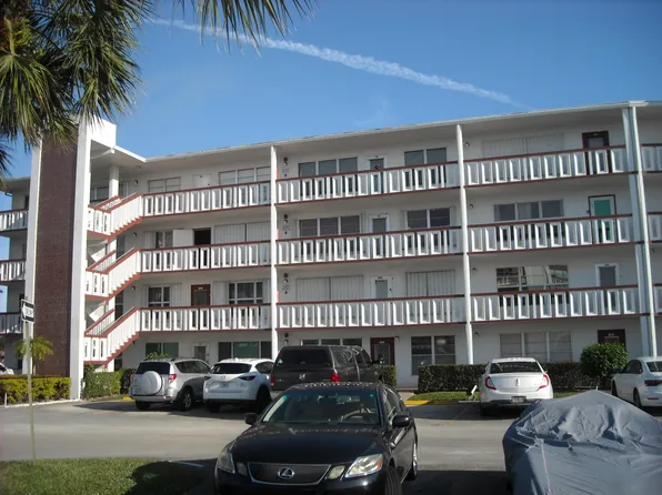 103 Greenbrier C, West Palm Beach, FL 33417