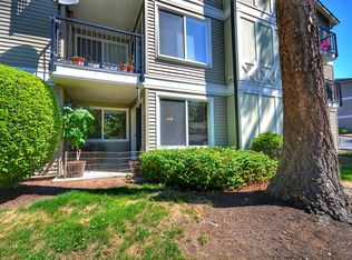 11211 NE 128th St APT K102, Kirkland, WA 98034