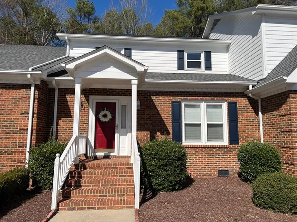 2002 Fernwood Ct, Henderson, NC 27536