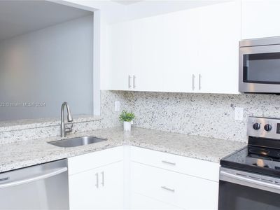 7865 Camino Real #L403, Miami, FL, 33143