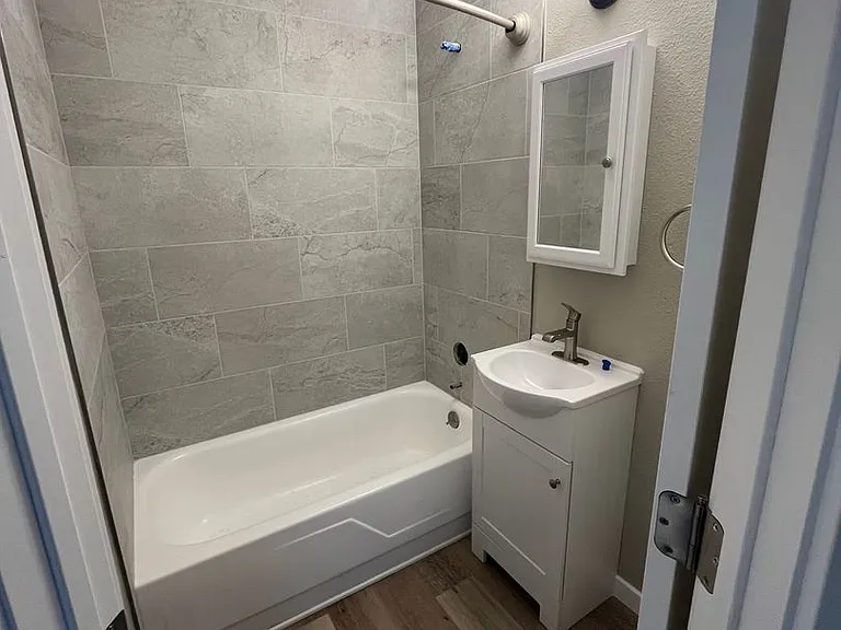 Park Hamlin - 2323 SE Harrison — Photo 56
