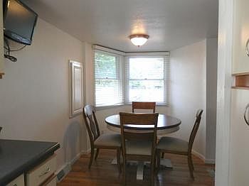 Pleasant dining area