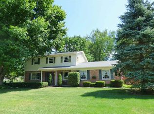 19050 Edinburgh Dr, South Bend, IN 46614