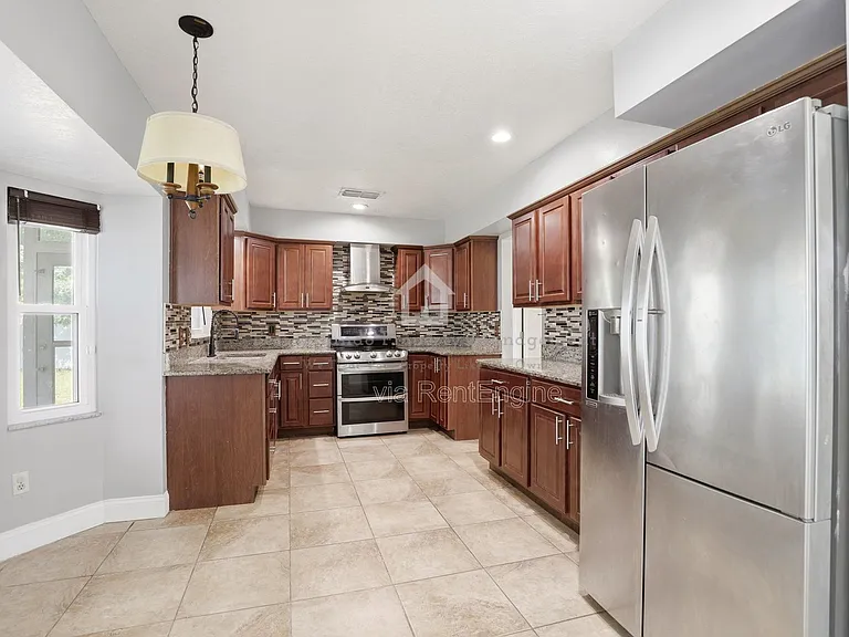 6018 Brookhill Cir — Photo 13