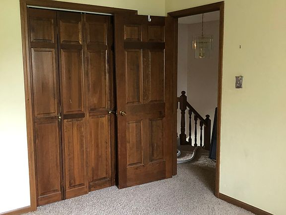 2nd bedroom - 2 like this