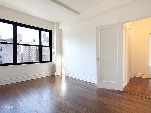 4th image of 145 E 74th St APT 5A