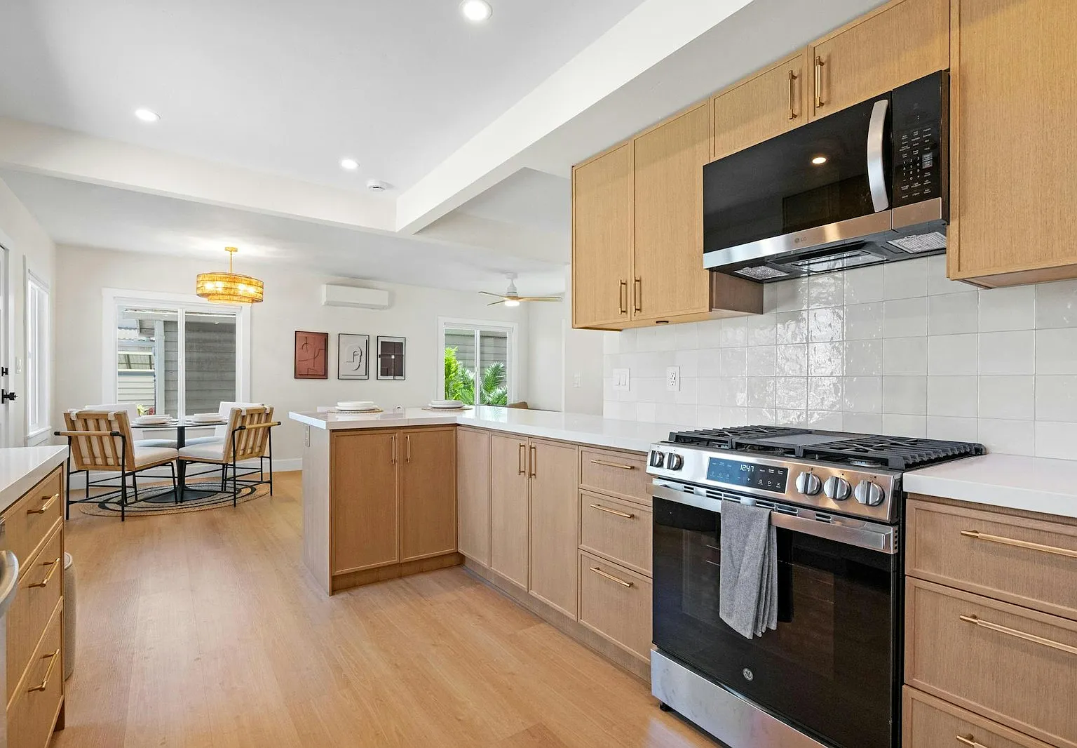 4774 East Mountain View Drive — Photo 4