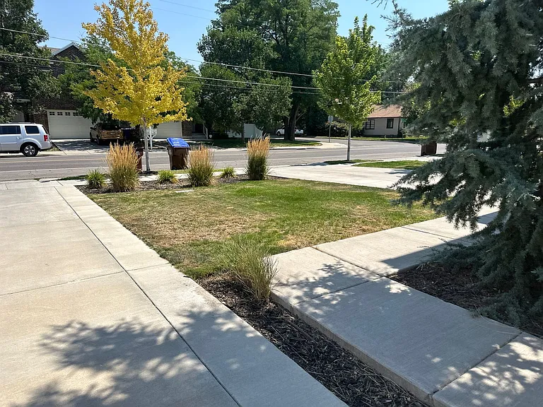 7068 S 300 E — Photo 22