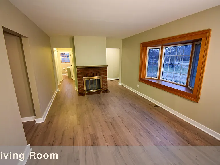4823 Glenmina Dr — Photo 15