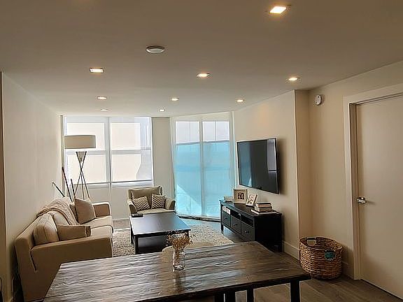 4th image of 1901 Brickell Ave #2304