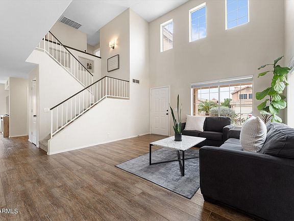 4th image of 4227 E BIGHORN Avenue