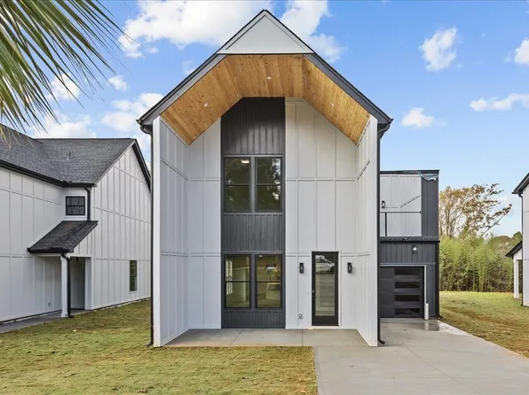 137 N Lee St, Chesnee, SC 29323