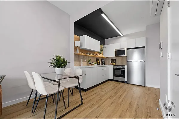 Rented by ERNY LLC | media 2