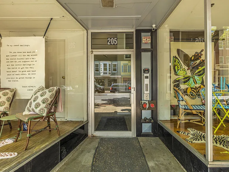 205 N Market St — Photo 47