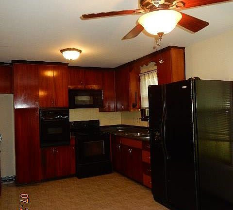 4th image of 203 Ambrose Dr