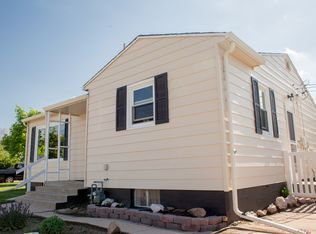 919 Hot Springs Ave, Cheyenne, WY 82001