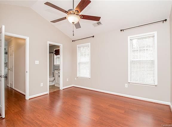 5th image of 8811 Clifton Meadow Dr