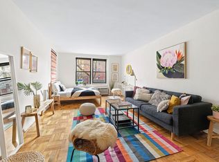 165 Christopher St APT 1G, Manhattan, NY 10014