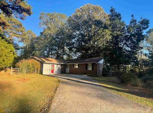 118 Deerfield Rd, Hogansville, GA 30230