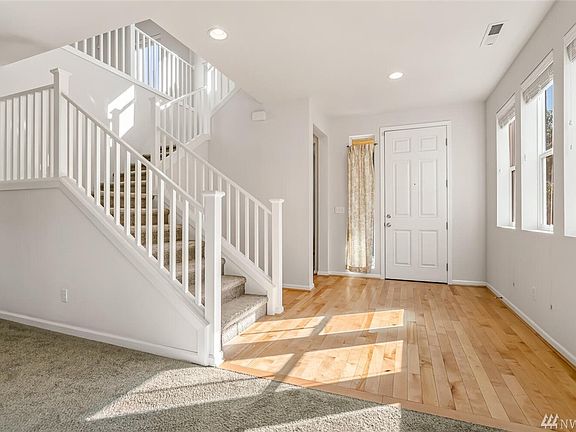 4th image of 1022 SE 11th St