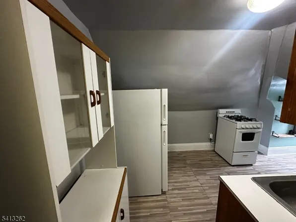 108 Shanley Ave, Newark, NJ 07108