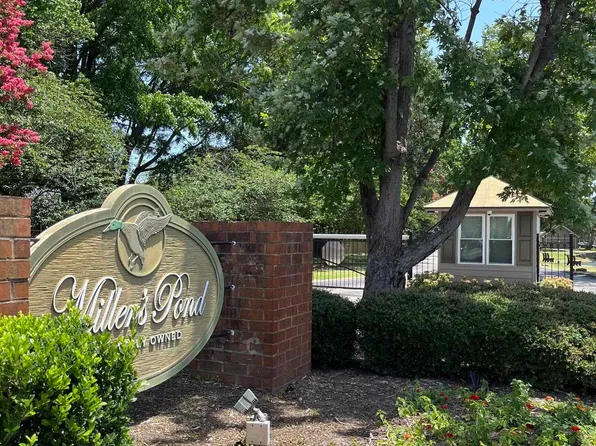 6654 Pondside Cir #1, Memphis, TN 38119