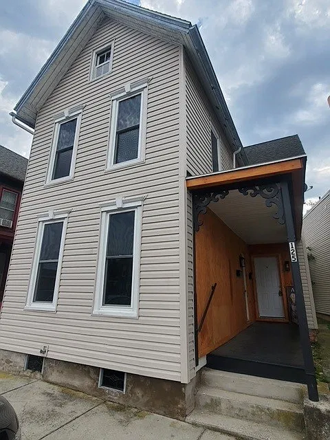 125 E Chester St #2